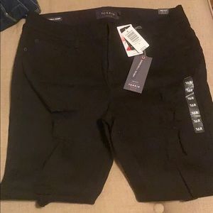Torrid Bombshell Skinny Distressed Jeggings